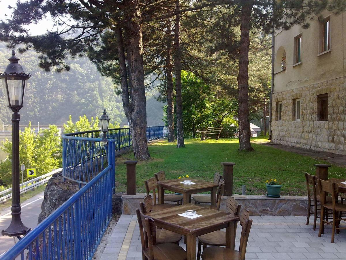 Apartament Čačak Exterior foto